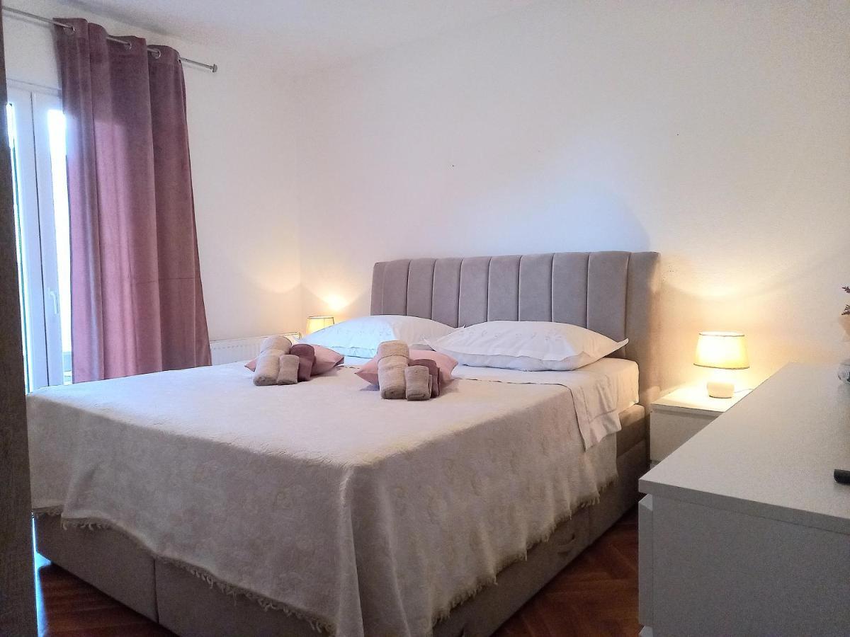 Apartman P&M Makarska Exteriör bild